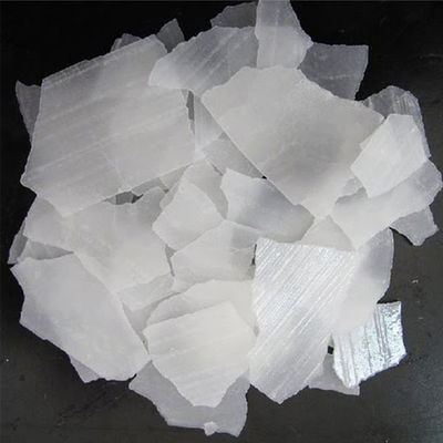 Hidróxido de sodio del NaOH del agente de limpieza, escama de la soda de cáustico 1310-73-2