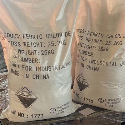 25 kg/bolsa de cloruro férrico en polvo anhidro 98%min 26MT/20GP